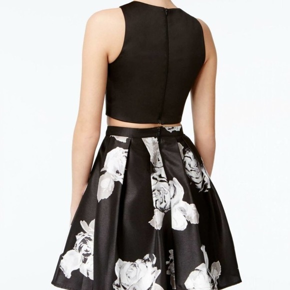 Sequin Hearts 2-PC Crop Top & Floral Skirt Size 1 - Picture 5 of 14